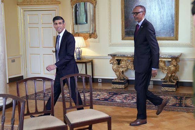 Sunak y Kagame en el número 10 de Downing Street