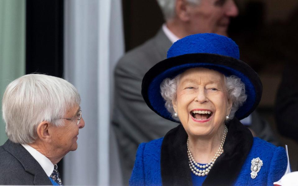 The Queen laughs with Willie Carson at Ascot for The QIPCO Champions Day Meeting - Kevin Bruce 