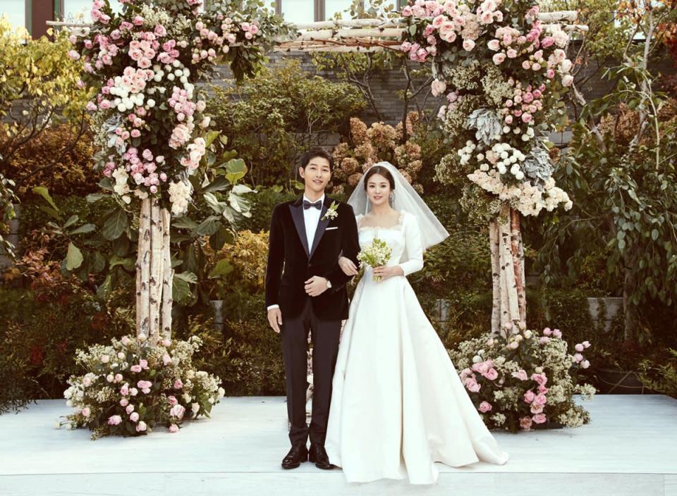 South Korean stars Song Joong-ki and Song Hye-kyo have tied the knot. (Photo: Blossom Entertainment)