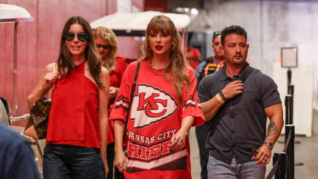 Taylor Swift Skips the Chiefs vs Falcons Game in a Atlanta