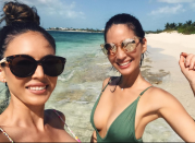 Decisions, decisions! Stay by the private pool, or go romp on the beach and stare out at the Caribbean Sea? It pays to be a celebrity — or to be in a celeb entourage. (Photo: Olivia Munn via Instagram)