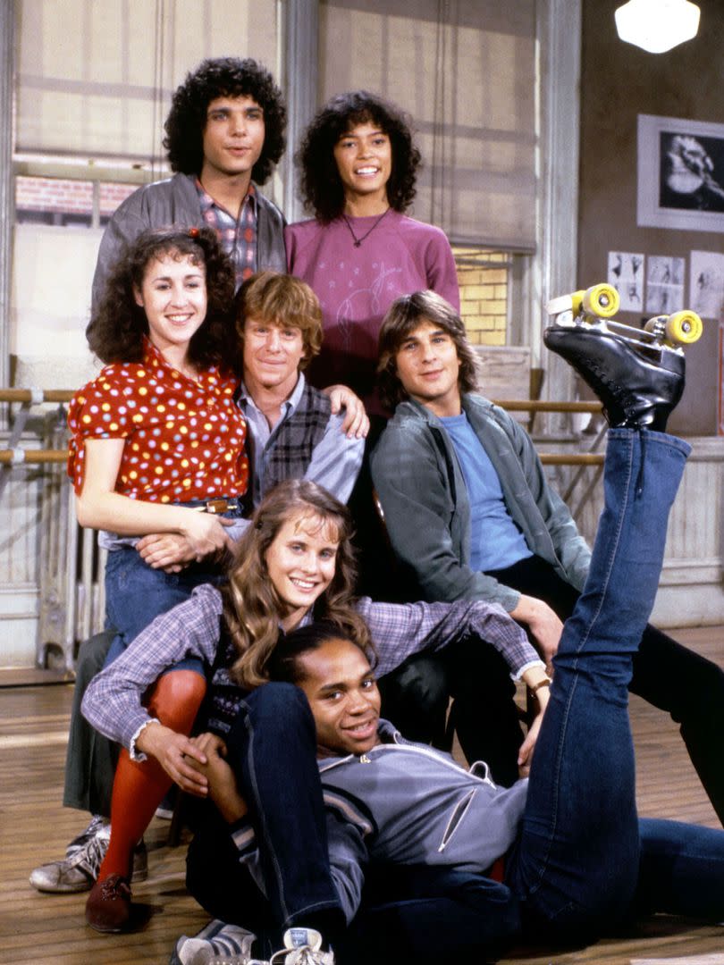 Bruno Martelli (Lee Curreri), Coco Hernández (Erica Gimpel), Doris Finsecker (Valerie Landsburg), Montgomery MacNeil (P.R. Paul), Danny Amatullo (Carlo Imperato), Julie Miller (Lori Singer) y Leroy Johnson (Gene Anthony Ray)


