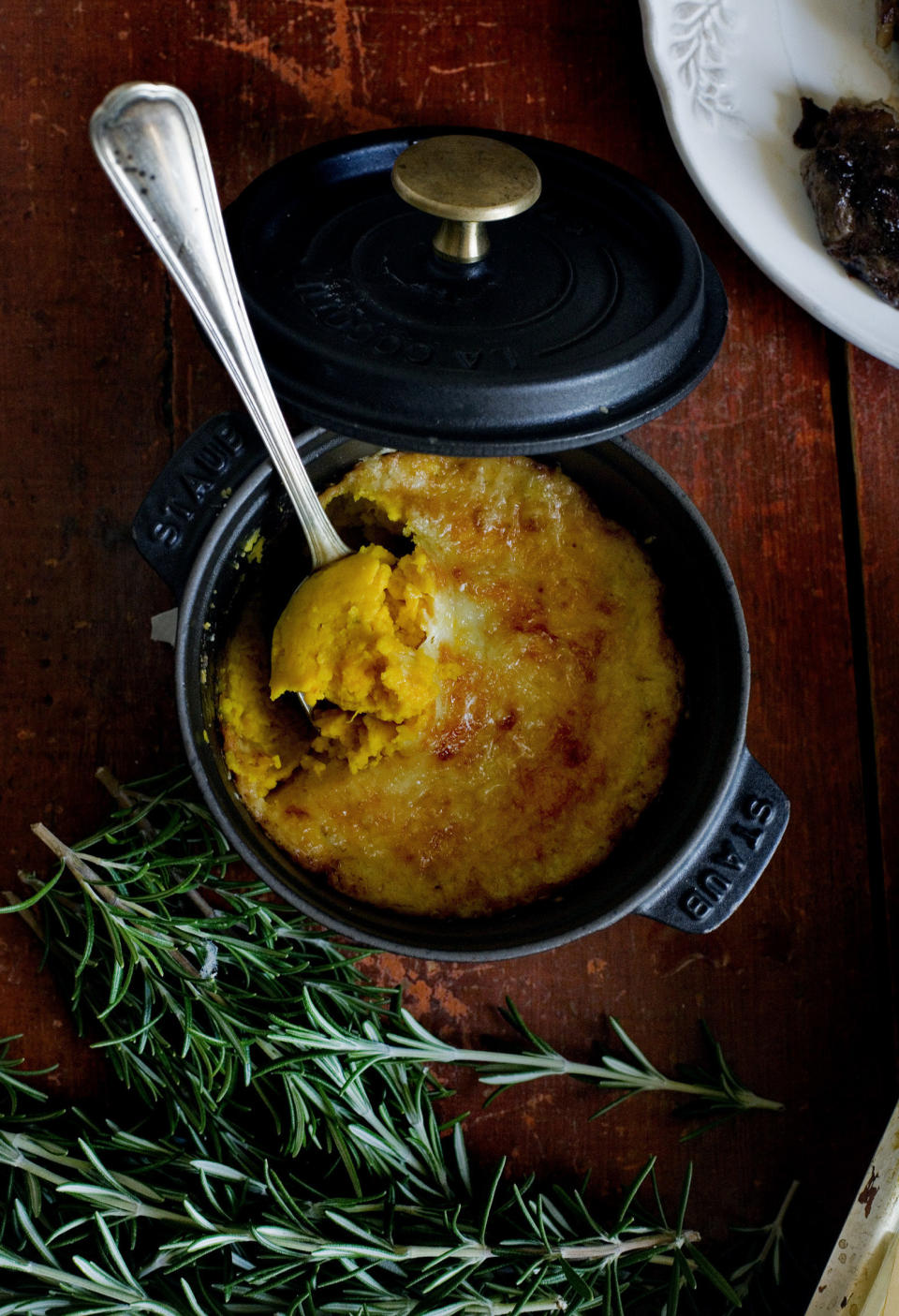 <strong>Get the <a href="http://mimithorisson.com/2012/09/07/a-simple-september-feast/" target="_blank">Pumpkin Gratin with Comté Cheese recipe</a> from Manger</strong>