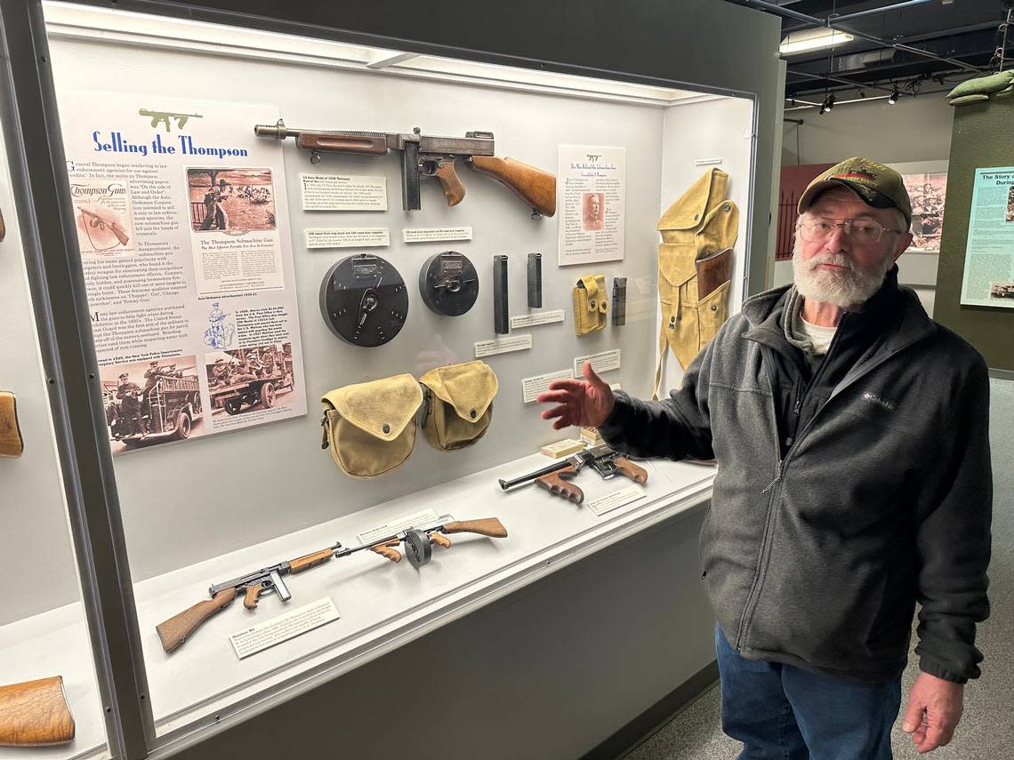 Former Idaho State Museum director Ken Swanson explains some of the Thompson submachine guns, or “Tommy guns,” on display at the J. Curtis Earl Weapons Exhibit at the Old Idaho Penitentiary in Boise. Scott McIntosh/smcintosh@idahostatesman.com