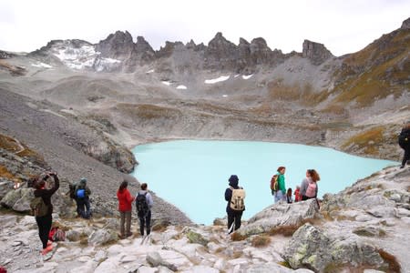 Environment NGOs, Alps protection associations commemorate dying glacier at on-site mourning ceremony