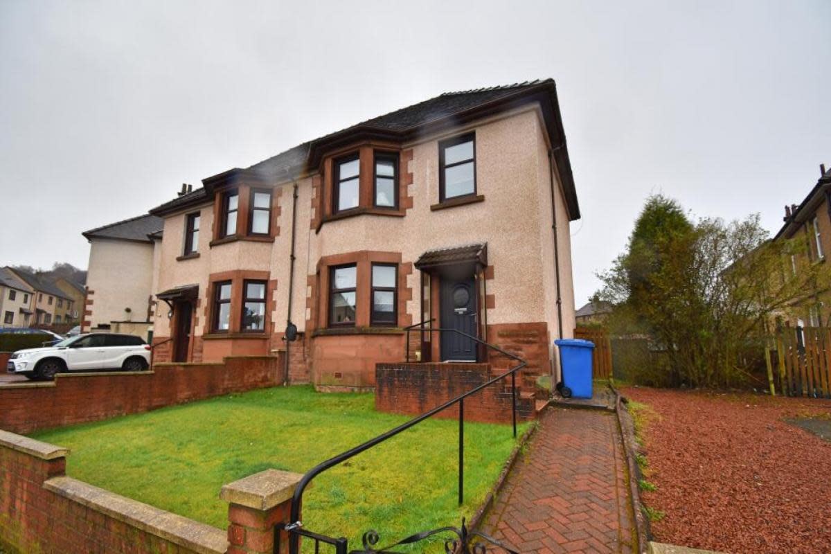 Skye Crescent, Gourock <i>(Image: Rightmove)</i>