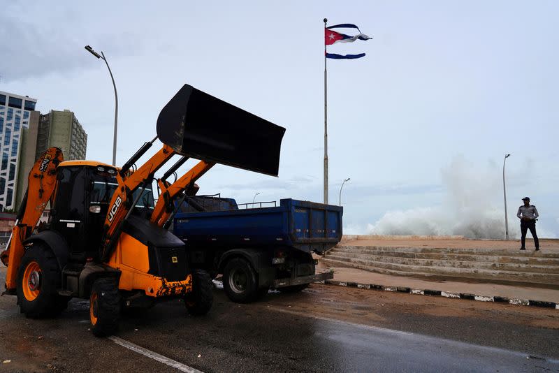 Cubans face Hurricane Ian in Havana, Cuba