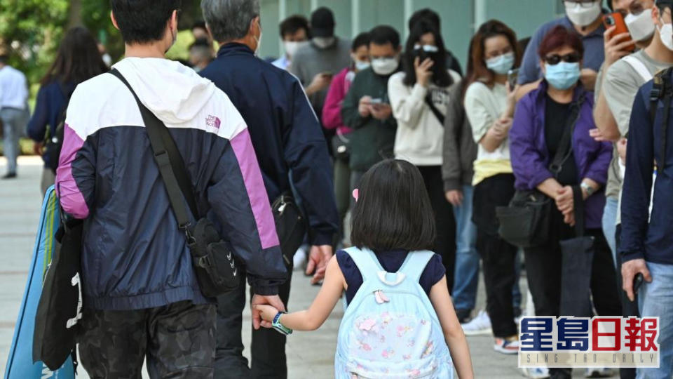 陳彥慧表示，家長可盡快協助子女回復正常的生活日程和活動。資料圖片