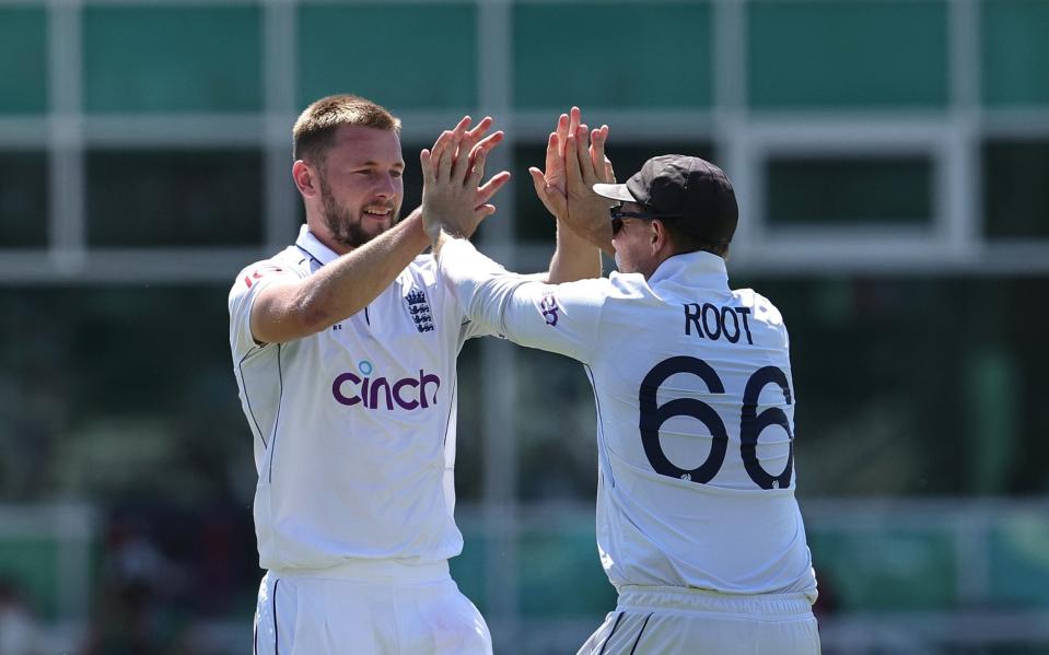 Gus Atkinson and Joe Root