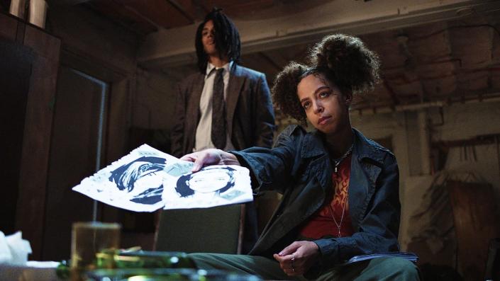 Hayley Law et Keith Powers dans Door Mouse d'Avan Jogia (Elevation Pictures)