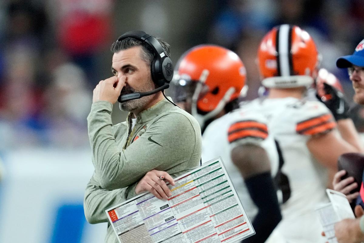 Cleveland Browns defense struggles with communication against Bills