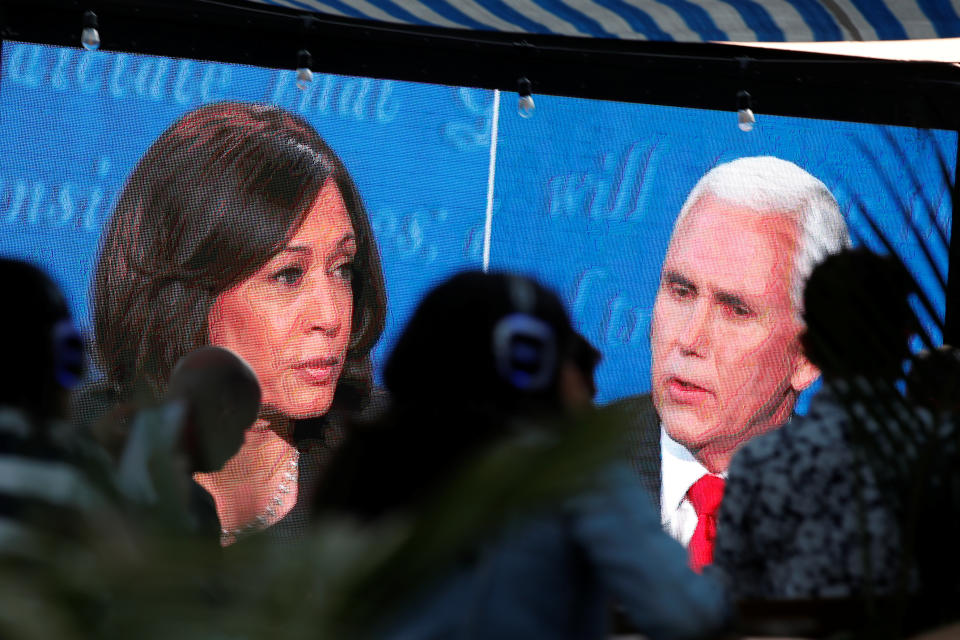 La senadora Kamala Harris y el vicepresidente Mike Pence participaron en el debate vicepresidencial rumbo a los comicios del 3 de noviembre de 2020. (Reuters)