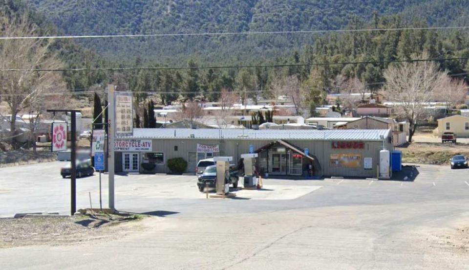 Midway Market & Liquor on Frazier Mountain Park Road in Frazier Park, a mountain community along Interstate 5’s Grapevine section, halfway between Bakersfield and Los Angeles. The store sold a Powerball ticket worth $1.765 billion, according to lottery officials.