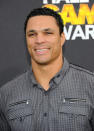 <b>Tony Gonzalez<br> Team: </b>Atlanta Falcons, #88<br> <b>Age: </b>36<br> <b>Height: </b>6'5"<br> <b>Weight: </b>247