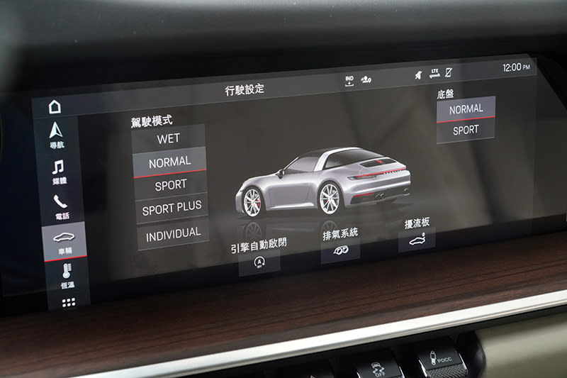 10.9吋的中央觸控螢幕，將絕大多數車輛調整功能整合在內，操作上在習慣後仍算便利。