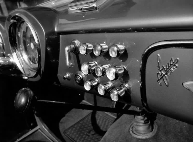 瑪莎拉蒂A6G 2000採用後輪驅動、包含四速變速箱檔位、乾式單片離合器、獨立前輪懸吊和由鋼板彈簧組成的後懸吊。（圖／Maserati提供）