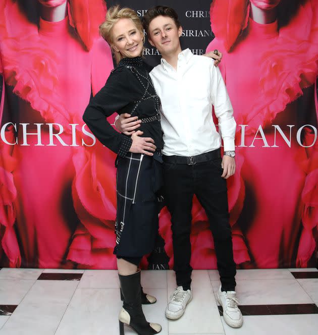 Anne Heche and son Homer Laffoon on Nov. 19, 2021, in West Hollywood, California. (Photo: Rachel Murray/Getty Images for Christian Siriano)