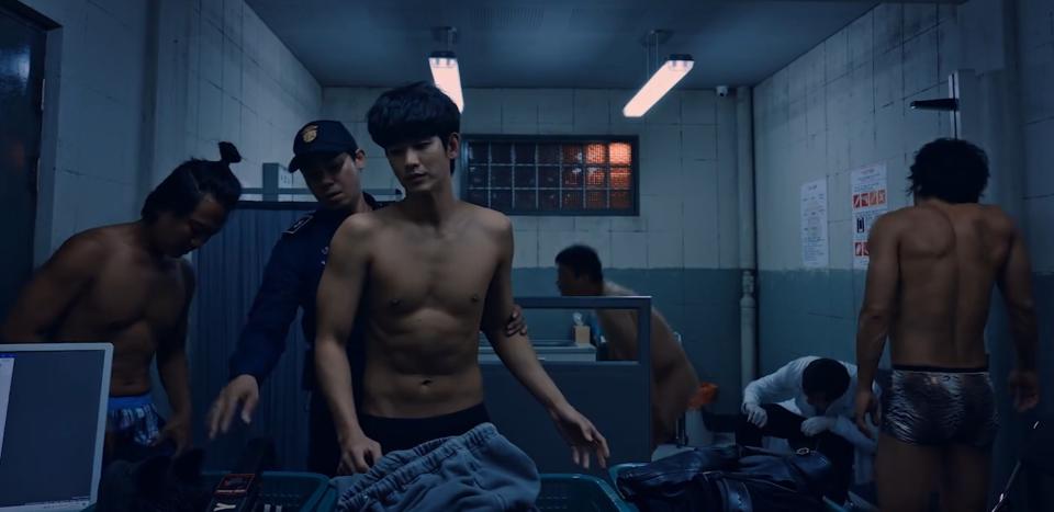 Actor Kim Soo-hyun (middle) has never been shy about baring his deliciously chiseled body in his dramas