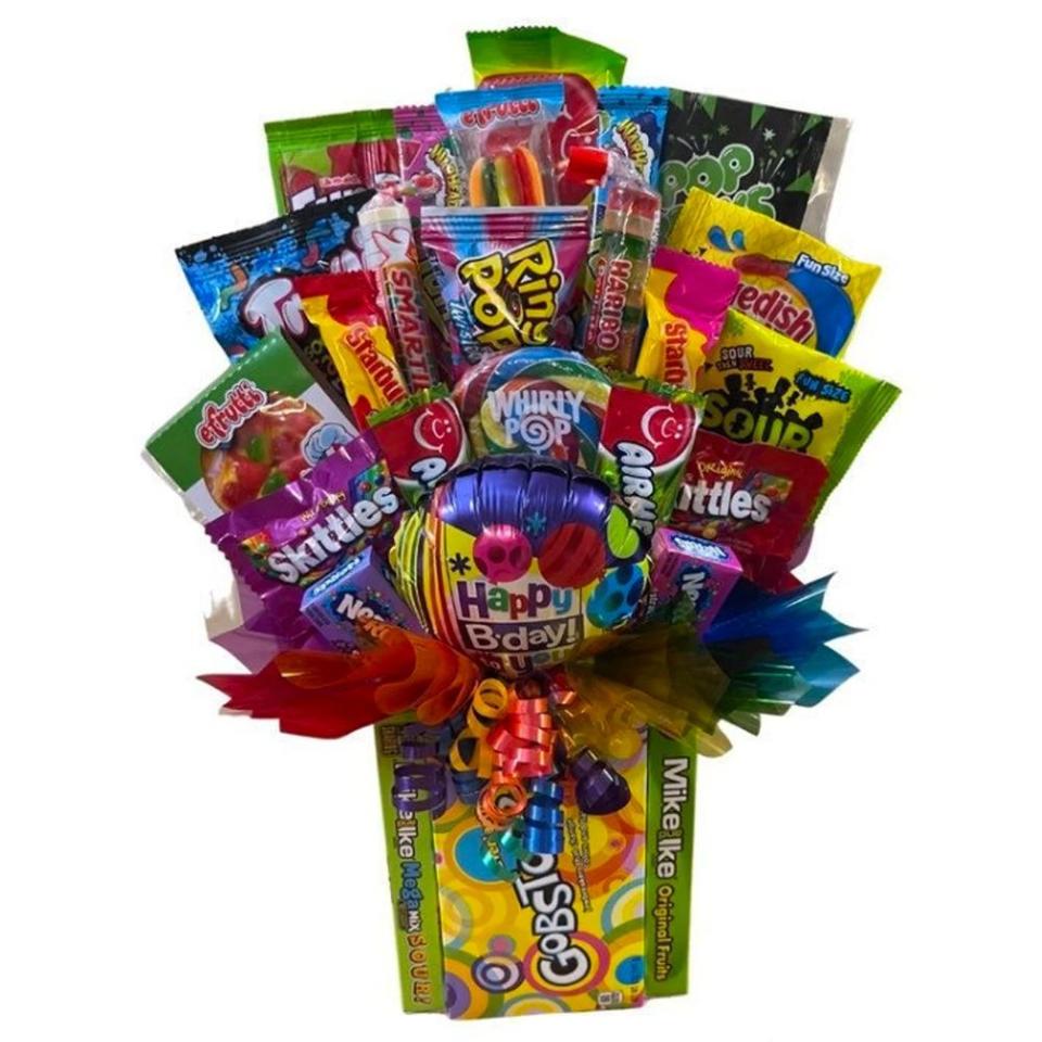 7) Candy Bouquet