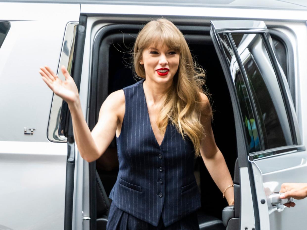 Taylor Swift attends the 2022 Tribeca Festival.