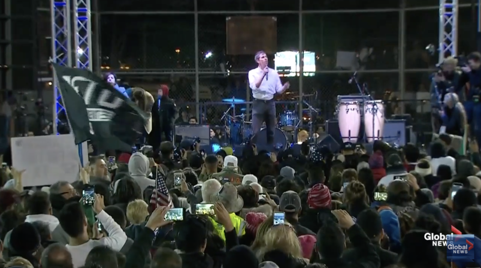 <p>Beto O'Rourke speaks to the crowd at his rally on Monday. O'Rourke spoke in both English and Spanish, according to <em><a rel="nofollow noopener" href="https://www.usatoday.com/story/news/2019/02/11/trump-el-paso-border-wall-support-opposition/2841502002/" target="_blank" data-ylk="slk:USA Today;elm:context_link;itc:0;sec:content-canvas" class="link ">USA Today</a></em>. “We, together, are making a stand for the truth against lies and hate and intolerance,” he said to the crowd. "We are going to show the country who we are.”</p>