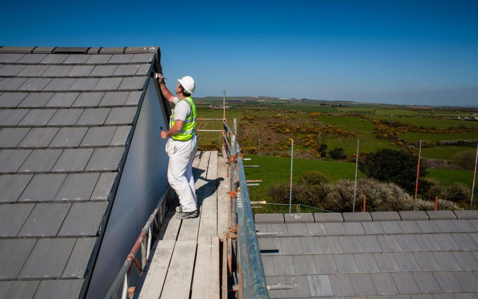 Across the country, 17.7pc of construction workers on housebuilding sites are from EU countries - www.Alamy.com