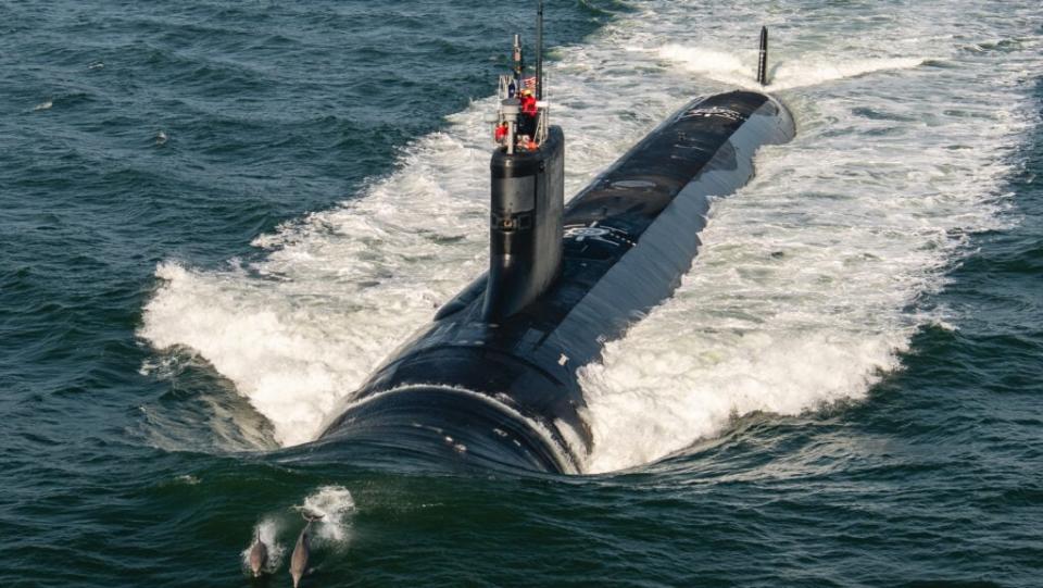 美國海軍「維吉尼亞級」核動力攻擊潛艦「紐澤西號(USS New Jersey SSN-796)」。圖為船廠海試照片。   圖：HII Photo