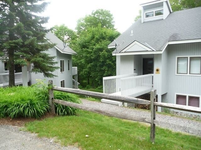 Slopeside Townhome Near Tamarack