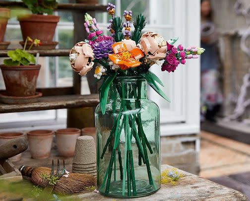 Don’t just buy flowers, you can build them too with this Lego bouquet