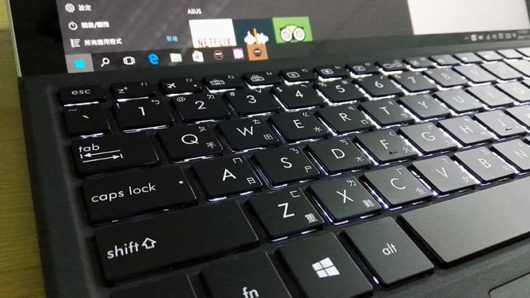 【開箱】把玩ASUS Transformer 3 Pro T303UA變形二合一筆電！工作、創作、娛樂隨型所欲