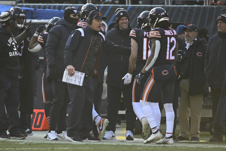 Jan 8, 2023; Chicago, Illinois, USA; Chicago Bears head coach Matt Eberflus with Chicago Bears wide receiver Dante Pettis (18) and Chicago Bears wide receiver <a class="link " href="https://sports.yahoo.com/nfl/players/34027" data-i13n="sec:content-canvas;subsec:anchor_text;elm:context_link" data-ylk="slk:Velus Jones Jr.;sec:content-canvas;subsec:anchor_text;elm:context_link;itc:0">Velus Jones Jr.</a> (12) during the second half against the <a class="link " href="https://sports.yahoo.com/nfl/teams/minnesota/" data-i13n="sec:content-canvas;subsec:anchor_text;elm:context_link" data-ylk="slk:Minnesota Vikings;sec:content-canvas;subsec:anchor_text;elm:context_link;itc:0">Minnesota Vikings</a> at Soldier Field. Mandatory Credit: Matt Marton-USA TODAY Sports