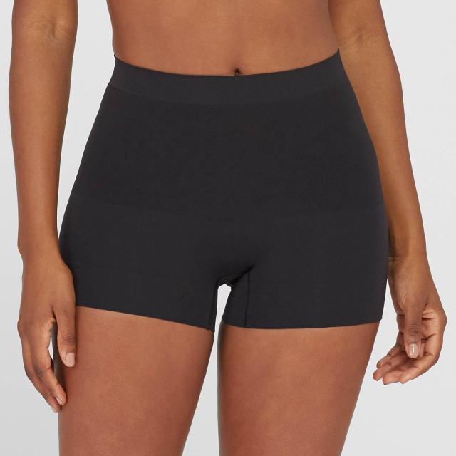 SPANX Assets Women's Seamless Shaping Bike Shorts - Black S