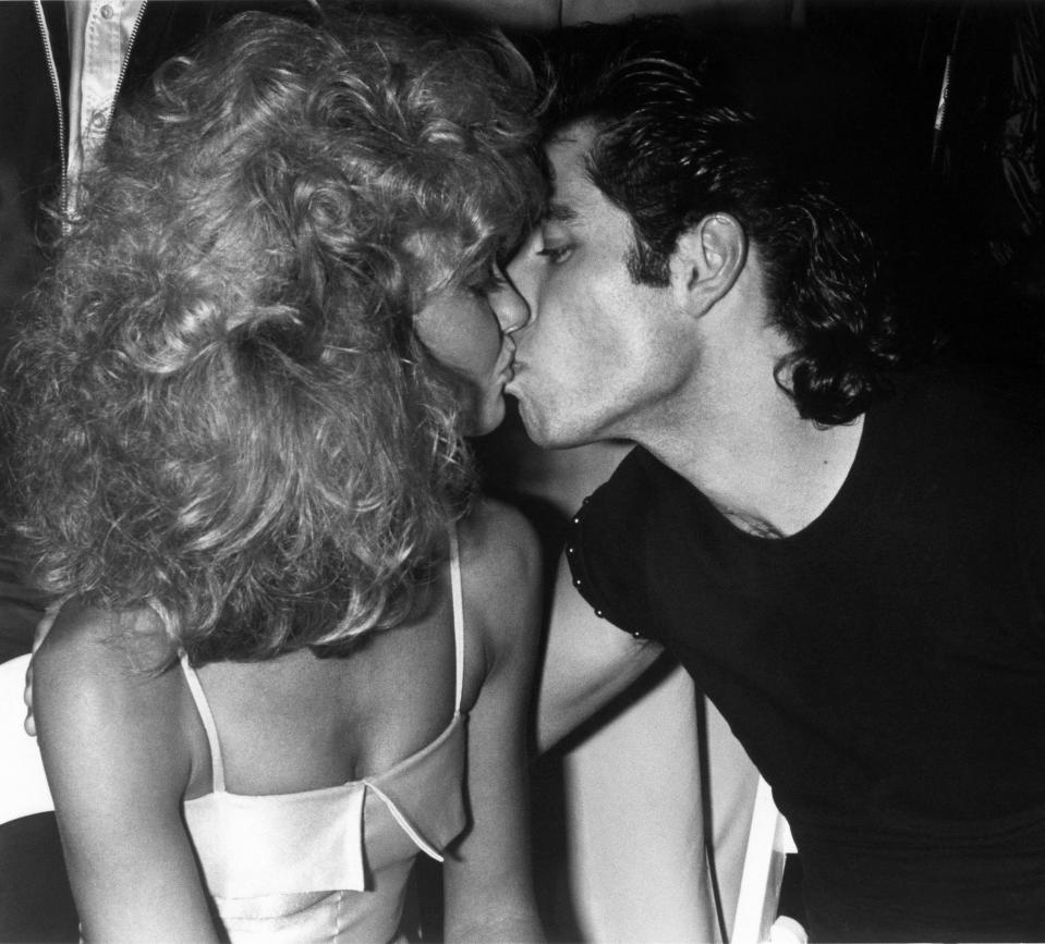 olivia newton-john john travolta 1978 kiss