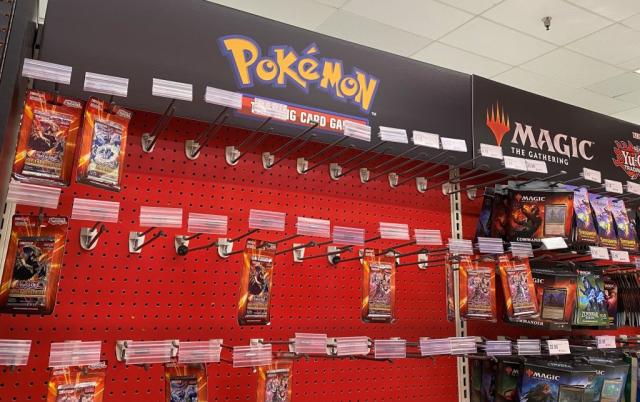 Les cartes Pokémon se revendent à prix d'or et sur , les