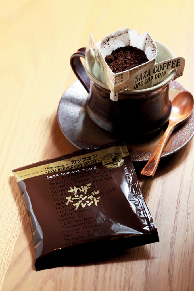 手沖咖啡是來自茨城咖啡店Saza 的出品，館内果汁及牛奶等飲料都是無料供應。