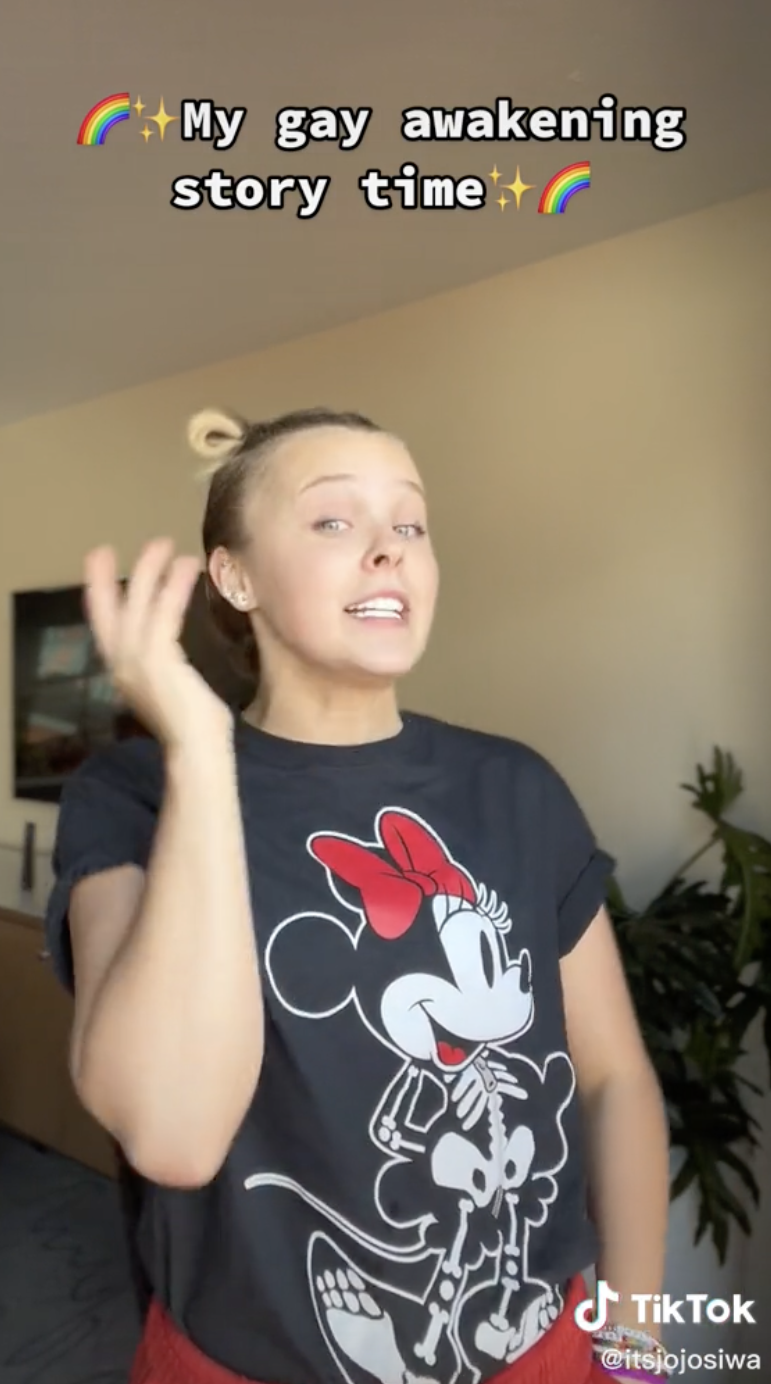   TikTok: JoJo Siwa