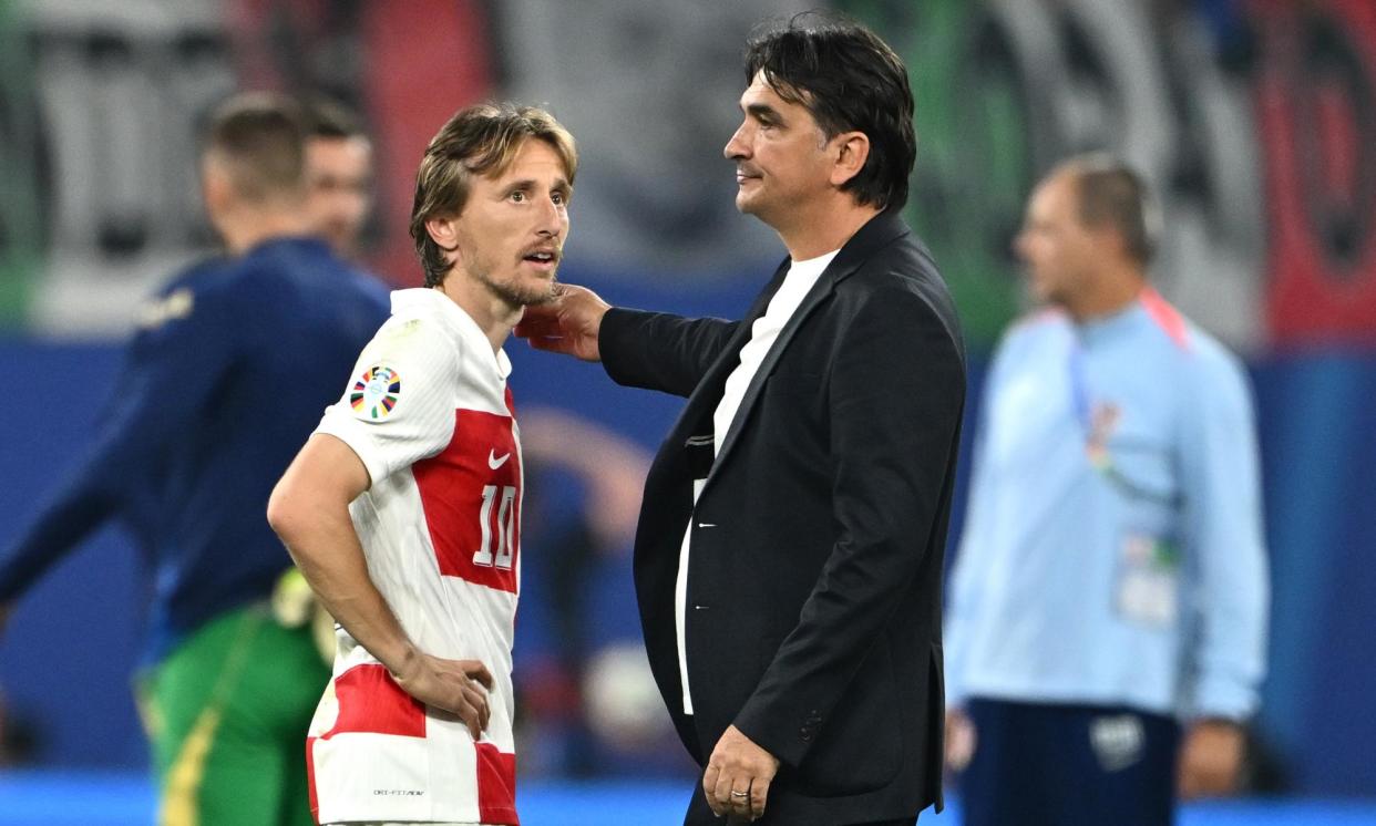 <span>Zlatko Dalic (right) consoles Luka Modric after Croatia’s draw with Italy.</span><span>Photograph: Dan Mullan/Getty Images</span>