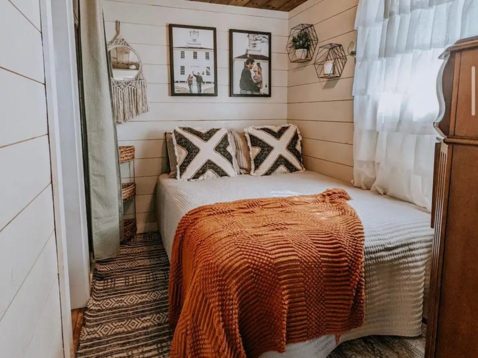 Das Schlafzimmer im Tiny House. - Copyright: Katy Krebs