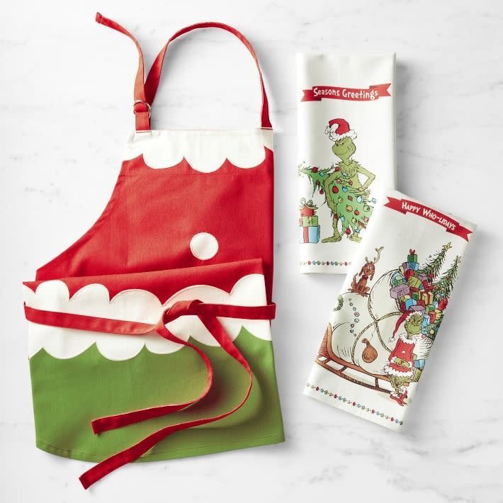 31) The Grinch Apron Bundle