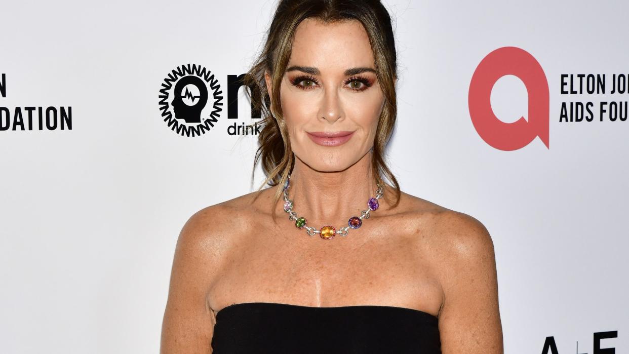 kyle richards at elton john aids foundation's 31st annual academy awards viewing party arrivals