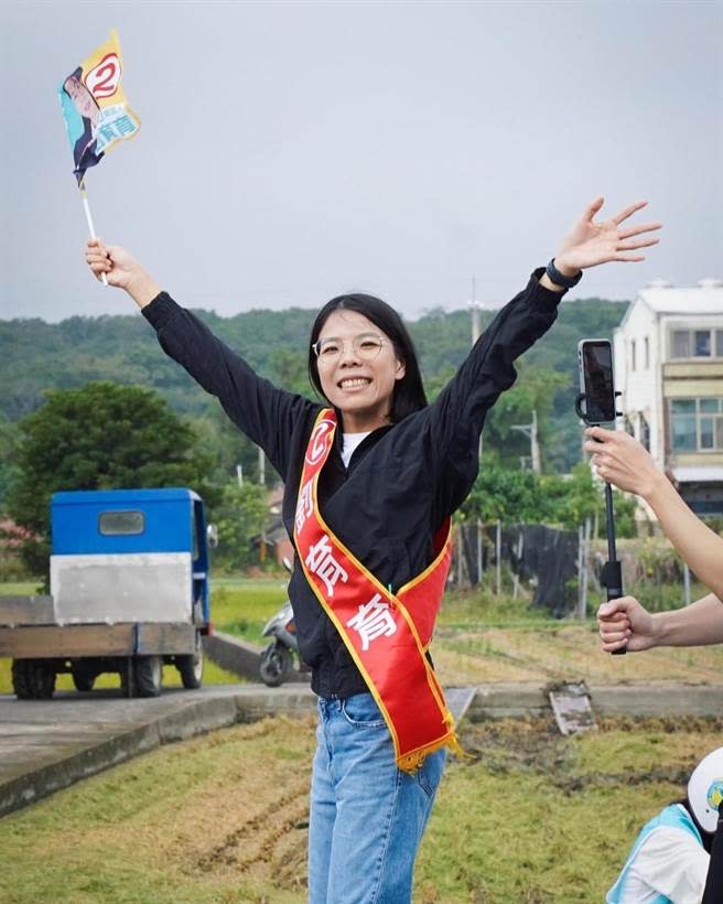 政治素人劉育育，擊退尋求連任的現任鎮長劉秋東，讓地方大感意外。（劉育育提供／李京昇苗栗傳真）