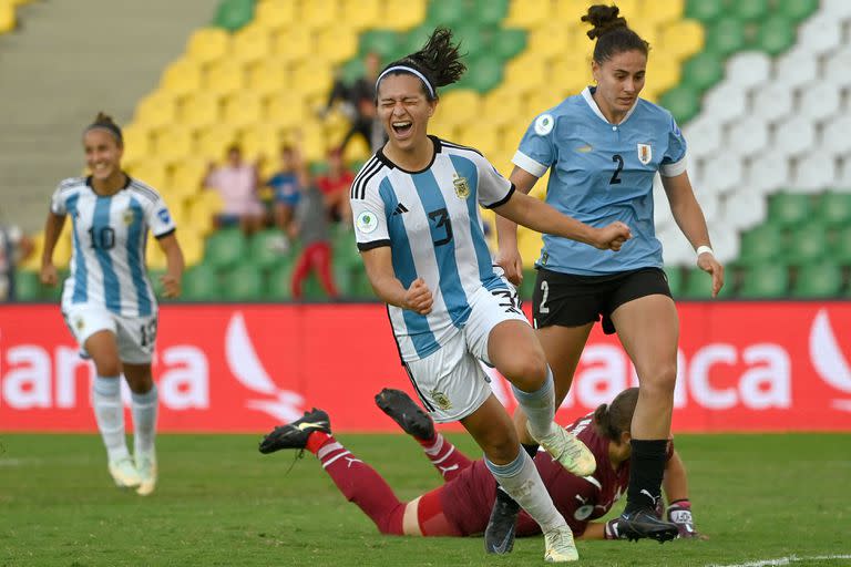 Eliana Stábile, lateral izquierda de la selección argentina, lleva dos goles en esta Copa América.