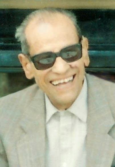 The first Egyptian writer to tackle Existentialism, Mahfouz introduces Arabic language and contemporary Egyptian culture to the West.