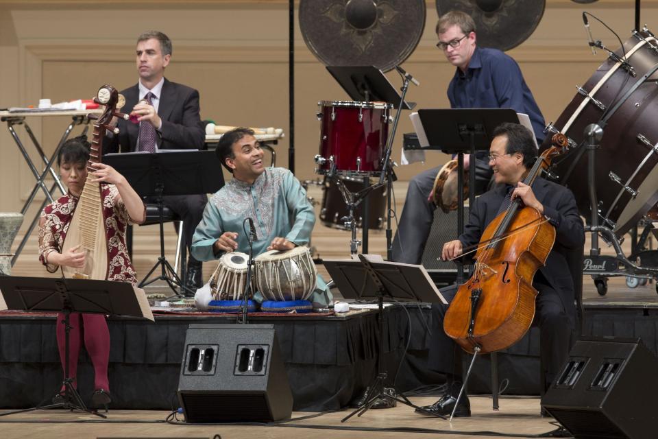 The Silk Road Ensemble with Yo-Yo Ma performing at Carnegie Hall (Front: Wu Man, Sandeep Das, Yo-Yo Ma; Back: Mark Suter, Joseph Gramley) in 2013.