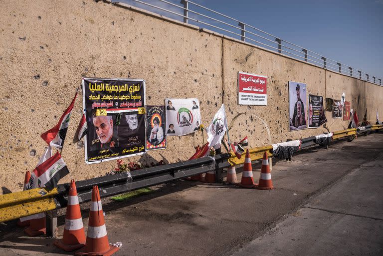 Homenaje en el aeropuerto de Bagdad, donde fue asesinado el mayor general Qassim Suleimani. El asesinato de Suleimani ofreció lecciones tanto para Israel como para Irán.