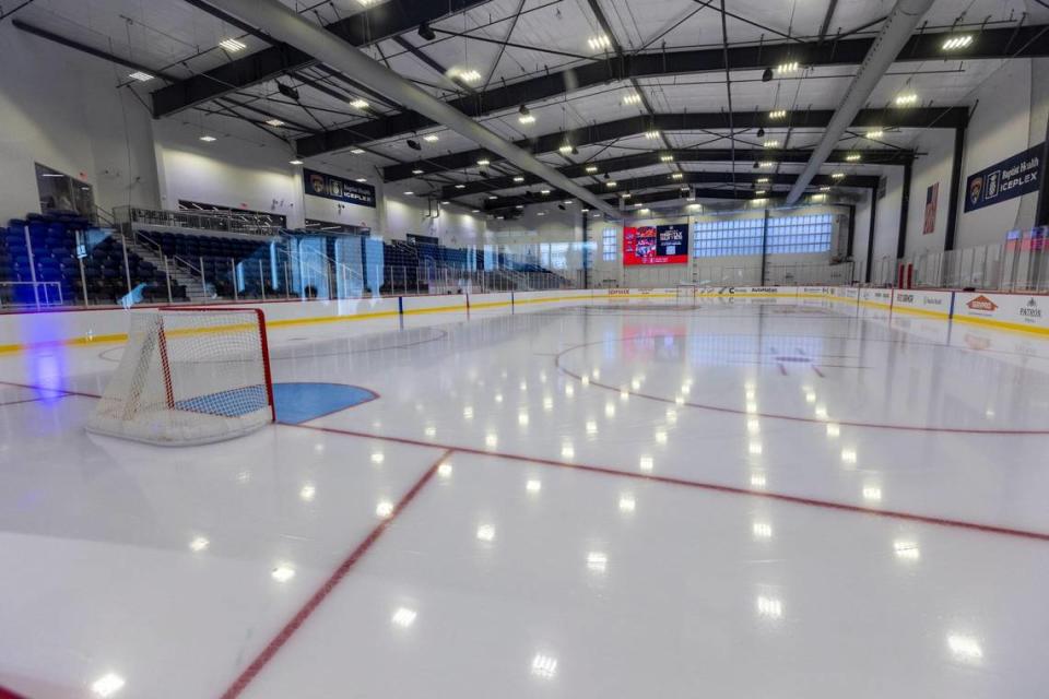 The Baptist Health Rink — one of two ice rinks at the Baptist Health IcePlex. This rink will be used by the team as well as the public. Jose A. Iglesias/jiglesias@elnuevoherald.com