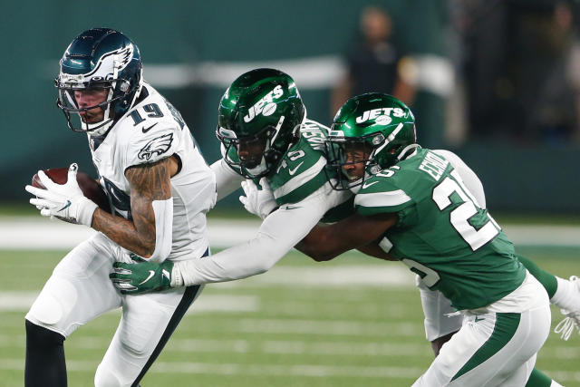 Watch: Eagles' WR J.J. Arcega-Whiteside leaps over Jets' DB for 42