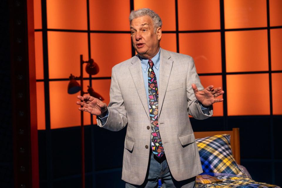 Marc Summers is staring in the at "The Life and Slimes of Marc Summers" Off Broadway.