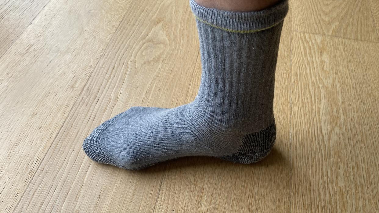  Smartwool Hike Classic Edition 2nd Cut Crew Socks. 