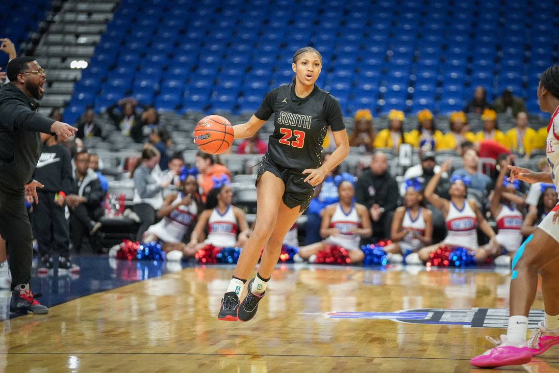 South Grand Prairie’s Taliyah Parker brings the ball up court against Duncanville in the Class 6A state championship game on Saturday, March 2, 2024 at the Alamodome in San Antonio, Texas. Duncanville defeated South Grand Prairie 59-41.